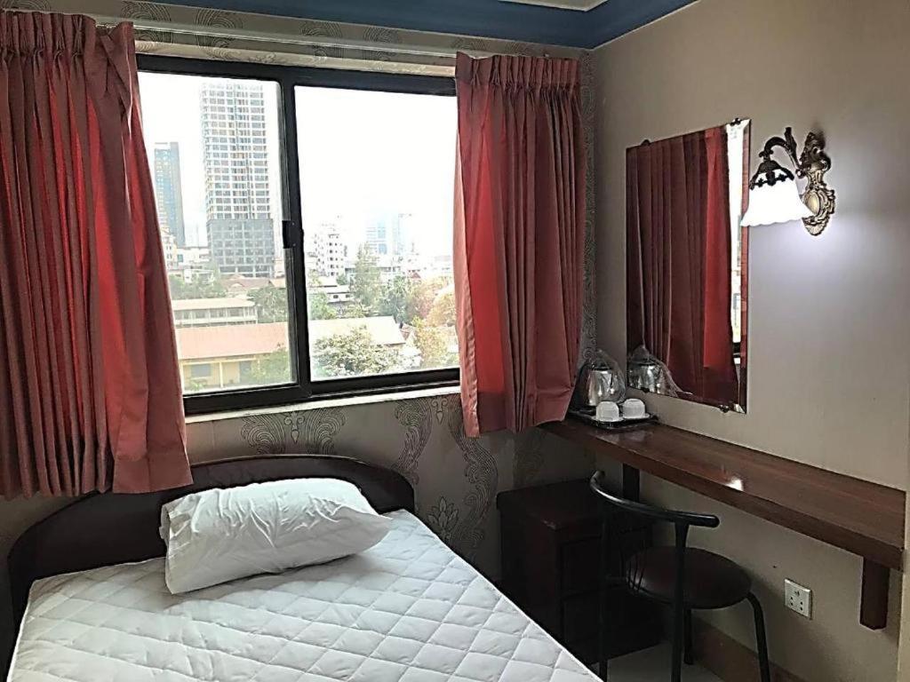 Galaxy Rs Hotel Phnom Pen Exterior foto